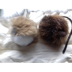 Kaninskindsbold i natur med eller uden snor